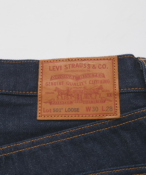 Levi's（リーバイス）の「LEVI'S (R) / リーバイス 別注 501 ルーズ L28（デニムパンツ・メンズ・ネイビー・34/32/30/29/36）」の9枚目の写真