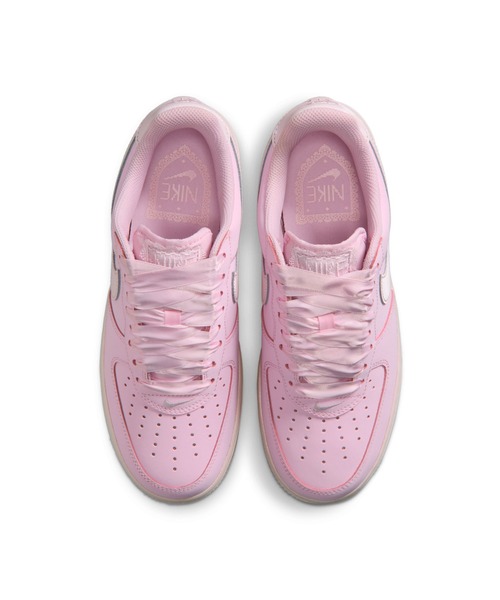 NIKE（ナイキ）の「NIKE/ナイキ WS ｴｱ ﾌｫｰｽ 1 ﾚﾄﾛ PRM（スニーカー・レディース・ピンク・24.5cm/25cm/23cm/22.5cm/22cm/24cm/23.5cm）」の3枚目の写真