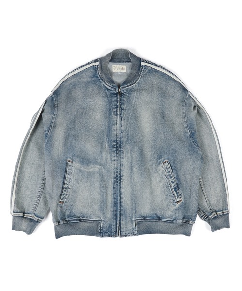 The DUFFER of ST.GEORGE(ザダファーオブセントジョージ)の「【WEB限定アイテム】「GUM STRETCH DENIM」SIDE LINE BZ:超伸縮「ガムストレッチ デニム」サイドライン デニムブルゾン / デニムジャケット / ヴィンテージ加工 / ドロップショルダー(デニムジャケット・メンズ・ライトインディゴブルー・LARGE/X-LARGE/MEDIUM/SMALL)」の2枚目の写真