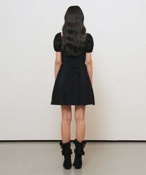 GENERAL IDEA(ジェネラルアイデア)の「【GENERAL IDEA】 スクエアネックパフミニワンピース / SQUARE NECK PUFF MINI DRESS(ワンピース・レディース・ホワイト/ブラック・L/M/S)」の9枚目の写真