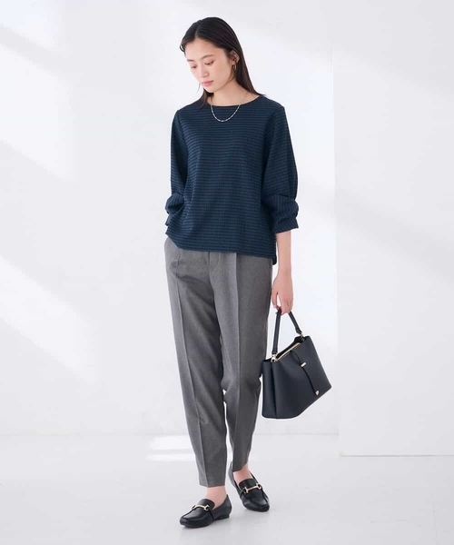 a.v.v(アーヴェヴェ)の「ツイストスリーブギンガムチェックカットソー(Tシャツ/カットソー・レディース・グリーン/アイボリー/ブラウン・38/40)」の7枚目の写真