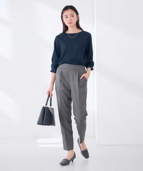 a.v.v(アーヴェヴェ)の「ツイストスリーブギンガムチェックカットソー(Tシャツ/カットソー・レディース・グリーン/アイボリー/ブラウン・38/40)」の10枚目の写真