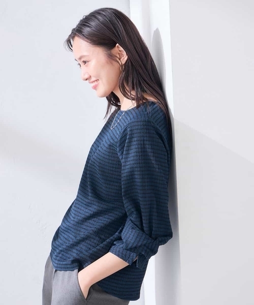 a.v.v(アーヴェヴェ)の「ツイストスリーブギンガムチェックカットソー(Tシャツ/カットソー・レディース・グリーン/アイボリー/ブラウン・38/40)」の16枚目の写真