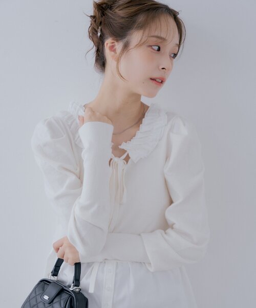 Chico(チコ)の「【SALON by Chico】前後2way /フリルカラーレイヤードパフニット(ニット/セーター・レディース・グレー/アイボリー/ブラック・FREE)」の20枚目の写真