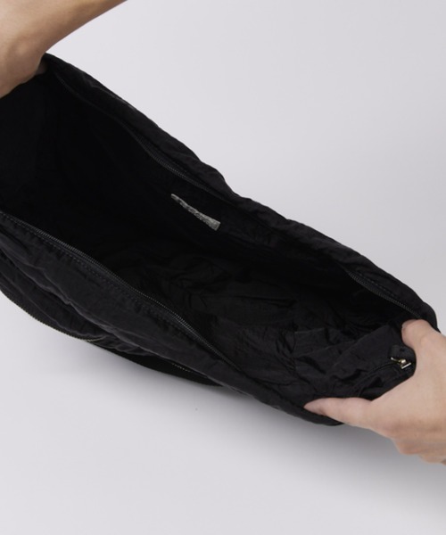 SLOW(スロウ)の「【SLOW / スロウ】Dyed Nylon-Shoulder Bag-(ショルダーバッグ・メンズ・ブラック/ブルー・FREE)」の8枚目の写真