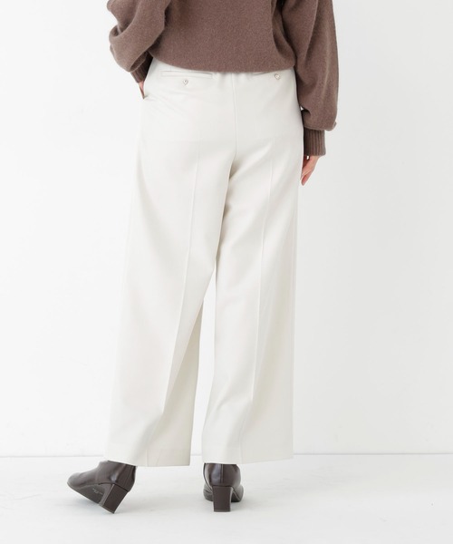 NATURAL BEAUTY BASIC(ナチュラルビューティーベーシック)の「<ちょうど、いい服>いつでもどこでも。ロングシーズンワイドパンツ(その他パンツ・レディース・ブラック/チャコールグレー/ブラウン/オフホワイト・X-SMALL/SMALL/MEDIUM/LARGE)」の9枚目の写真