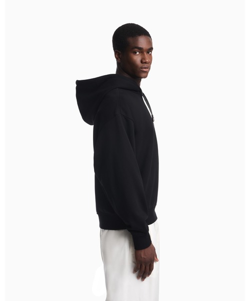 EMPORIO ARMANI(エンポリオアルマーニ)の「【エンポリオ アルマーニ】レギュラーフィット スウェットシャツ コットンフレンチテリー(スウェット・メンズ・ブラック・LARGE/X-SMALL/X-LARGE/SMALL/MEDIUM)」の3枚目の写真