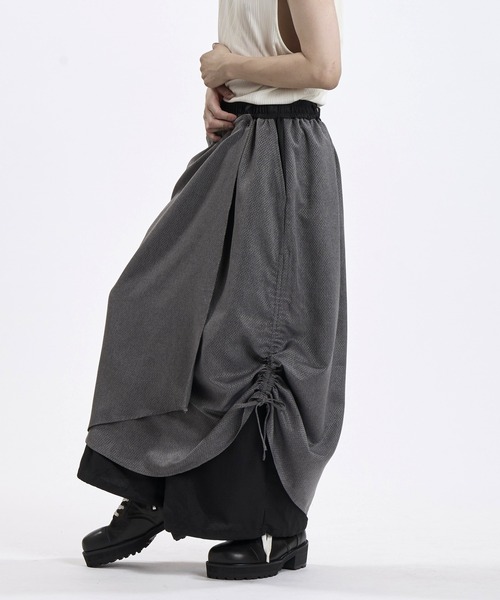 NO ID.（ノーアイディ）の「【NO ID.】Layered Wrap Baggy Trousers / レイヤード ラップ バギー トラウザーズ（その他パンツ・メンズ・ネイビー/グレー/ブラック・2/1）」の9枚目の写真