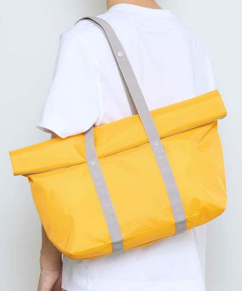 Penco(ペンコ)の「Penco ペンコ ナイロン2WAYトート トートバッグ(トートバッグ・レディース・グリーン/ブルー/レッド/ブラック/イエロー/カーキ・FREE)」の7枚目の写真