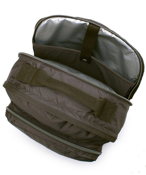 LeSportsac(レスポートサック)の「ESSENTIAL CARRYALL BP ダークチョコレートC(バックパック/リュック・レディース・ブラウン・FREE)」の8枚目の写真