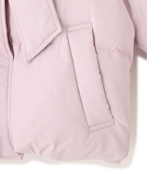 JILL by JILL STUART（ジルバイジルスチュアート）の「【WEB限定カラーあり】フェイクファー付きリボンショートダウン（ダウンジャケット/コート・レディース・ブラック/ホワイト/ブラウン系その他/グレー/ピンク・SMALL/MEDIUM）」の7枚目の写真