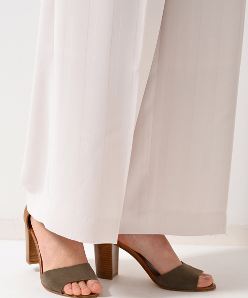 AMERICAN RAG CIE(アメリカンラグシー)の「AMERICAN RAG CIEジャガード ストライプ ワイドパンツ(その他パンツ・レディース・ブラック/ベージュ・FREE)」の9枚目の写真