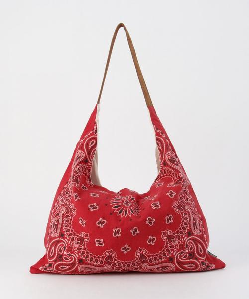 SHIPS JET BLUE（シップスジェットブルー）の「SHIPS JET BLUE: USAバンダナ ショルダーバッグ（ショルダーバッグ・メンズ・ピンク/レッド/ネイビー/ブラック・ONE SIZE）」の4枚目の写真