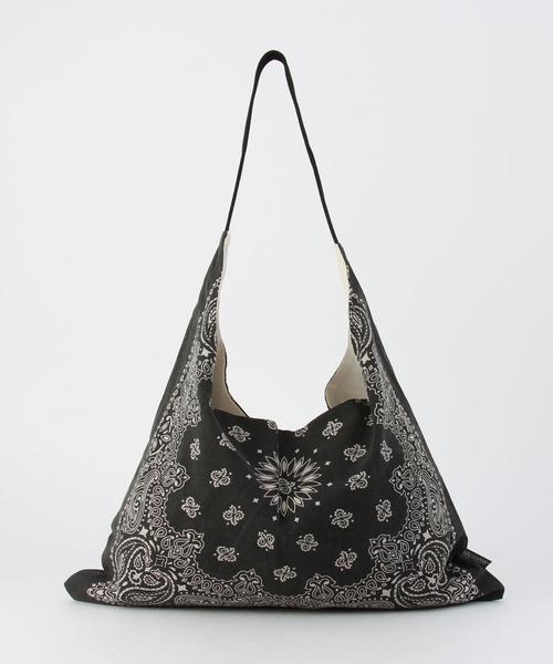 SHIPS JET BLUE（シップスジェットブルー）の「SHIPS JET BLUE: USAバンダナ ショルダーバッグ（ショルダーバッグ・メンズ・ピンク/レッド/ネイビー/ブラック・ONE SIZE）」の2枚目の写真