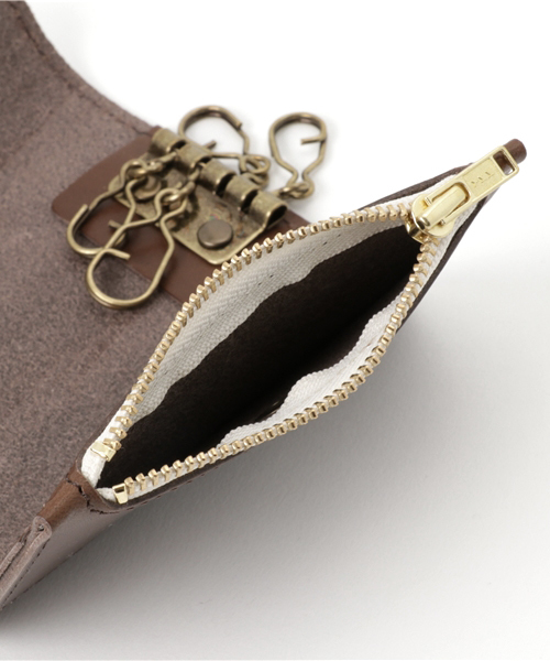 TIDEWAY（タイドウェイ）の「NUME KEY CASE（キーケース/キーアクセサリー・メンズ・キャメル/ブラック/その他/チョコ・FREE）」の9枚目の写真