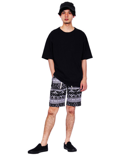 ８(eight)（エイト）の「フラワー ショートパンツ ハーフパンツ 総柄 コットン （チノパンツ・メンズ・A/B/E/C/D・MEDIUM/LARGE/X-LARGE）」の9枚目の写真