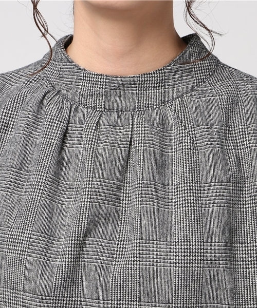 rps（アールピーエス）の「プチハイネックブラウス（シャツ/ブラウス・レディース・チャコールグレー/オフホワイト/ホワイト系その他2/ブラック・M）」の5枚目の写真