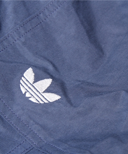 adidas Originals(アディダスオリジナルス)の「アディダス AC BOARD SHORT ボードショーツ(カーゴパンツ・メンズ・ブラック/ダークインディゴブルー・SMALL/MEDIUM/LARGE/X-LARGE)」の11枚目の写真