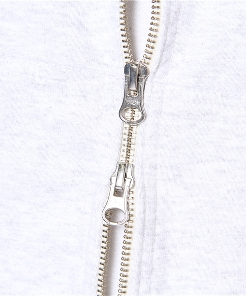 SHIPS（シップス）の「CAMBER: 8オンス フードパーカ（パーカー・メンズ・グレー/ネイビー・SMALL/LARGE/MEDIUM）」の10枚目の写真