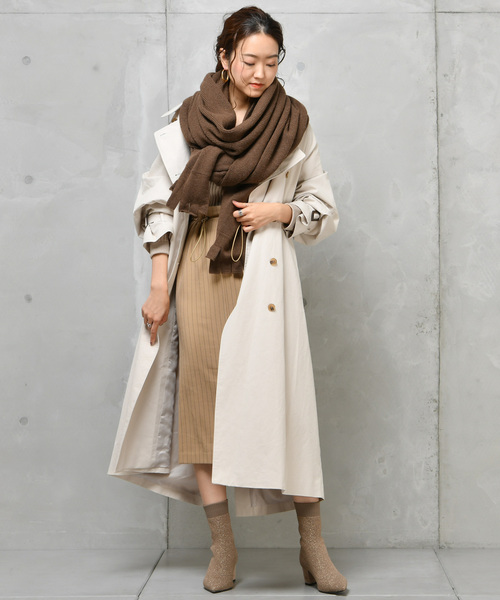 DouDou(ドゥドゥ)の「ミトン付きストール(ストール/ショール・レディース・アイボリー/ブラウン/キャメル・FREE)」の6枚目の写真