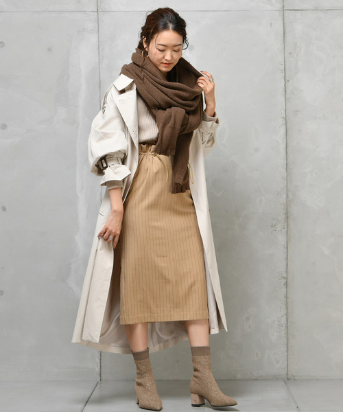 DouDou(ドゥドゥ)の「ミトン付きストール(ストール/ショール・レディース・アイボリー/ブラウン/キャメル・FREE)」の8枚目の写真