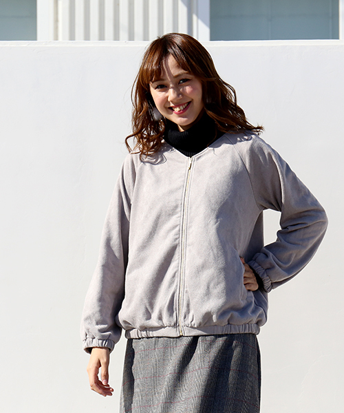 MARBLE WALTS(マーブルワルツ)の「フェイクスエード裏毛 ZIPカーディガン(カーディガン/ボレロ・レディース・ベージュ/ブラウン/グレー・M/L)」の7枚目の写真