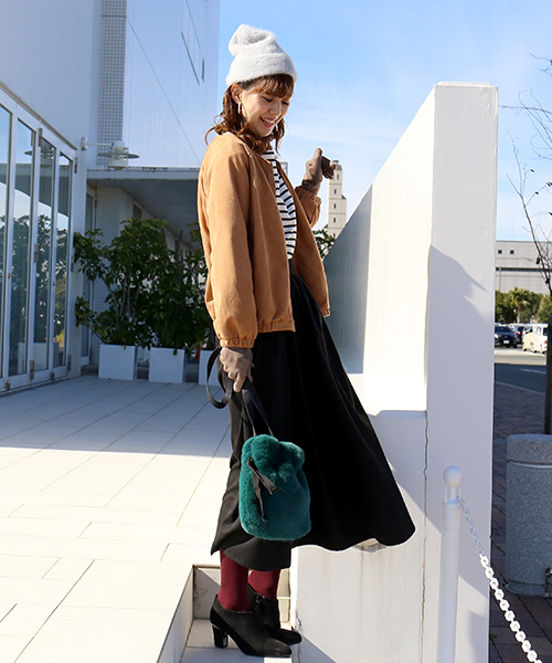 MARBLE WALTS(マーブルワルツ)の「フェイクスエード裏毛 ZIPカーディガン(カーディガン/ボレロ・レディース・ベージュ/ブラウン/グレー・M/L)」の16枚目の写真