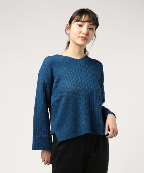 KOBE LETTUCE（コウベレタス）の「袖折返しふんわりワイドリブVネックニットトップス＊レディース/セーター[C3534]神戸レタス（ニット/セーター・レディース・ブラック/オフホワイト/ブルー/ピンクベージュ/チェリーピンク/グレー・FREE）」の4枚目の写真
