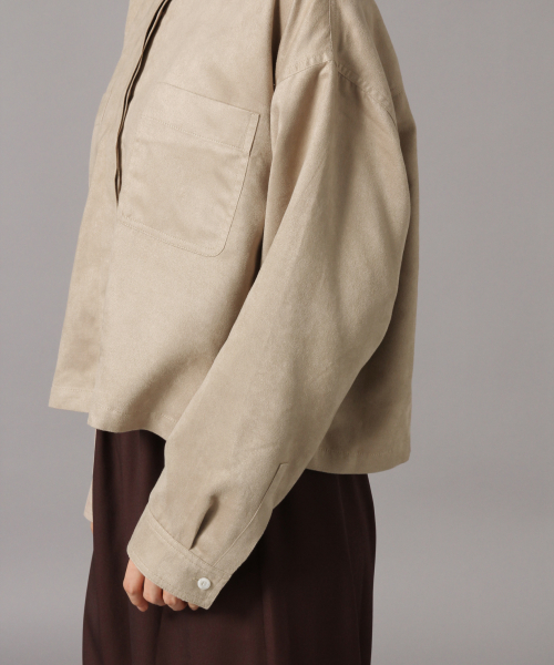 LOWRYS FARM(ローリーズファーム)の「Fスエードショートシャツ 853547(シャツ/ブラウス・レディース・ベージュ/イエロー/ブラウン・FREE)」の7枚目の写真