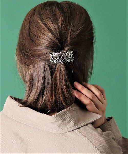 Ree&Mee（リーアンドミー）の「Ree＆Mee ポニーフック ヘアカフ（バレッタ/ヘアクリップ・レディース・A/B/C/D/E/F/G/H/I/J/K/L/M/N/O/P/Q/S/R/T/U/V/W・FREE）」の4枚目の写真