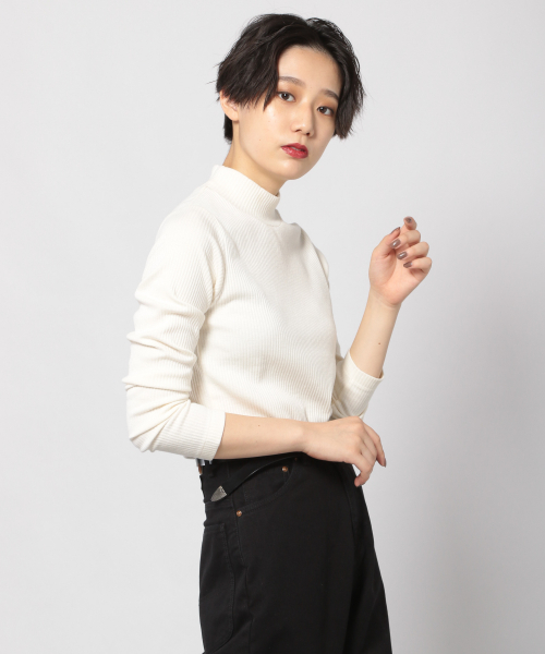 PAGEBOY(ページボーイ)の「リブハイネックロングスリーブ(Tシャツ/カットソー・レディース・ブラック/ダークブラウン/オフホワイト・FREE)」の2枚目の写真