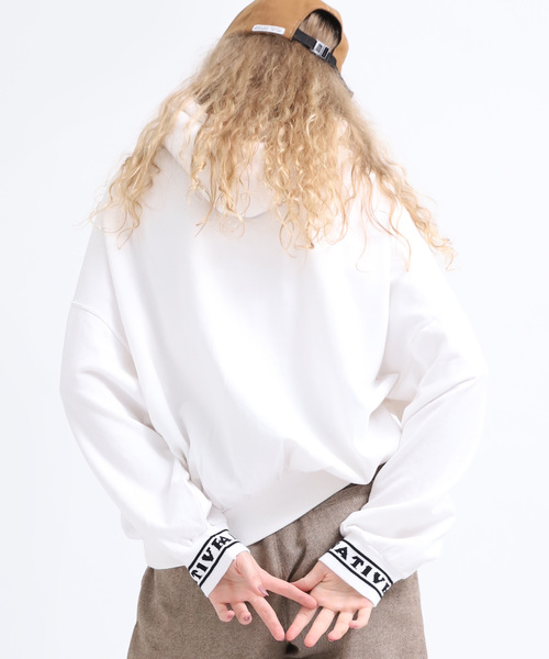 RNA（アールエヌエー）の「M1289 ジャガードロゴパーカー（パーカー・レディース・ホワイト/杢グレー/ブラック・MEDIUM）」の18枚目の写真