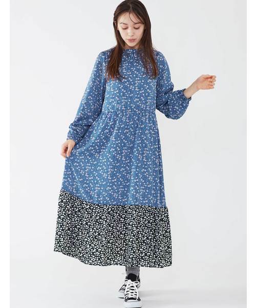 POU DOU DOU(プードゥドゥ)の「デシンフラワーパッチワークスワンピース(ワンピース・レディース・ベージュ/ネイビー/ブルー・3)」の5枚目の写真