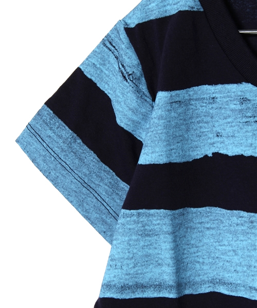 CIAOPANIC TYPY（チャオパニックティピー）の「KIDS ハンドボーダーポケットTee（Tシャツ/カットソー・キッズ・ホワイト/ネイビー・135/105/125/95/115）」の6枚目の写真