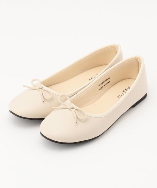 ANY（エニィ）の「【定番人気】【EC限定サイズ有】走れる！ラウンドバレエシューズ（バレエシューズ・レディース・ベージュ系/アイボリー系/アイボリー系5・LL）」の2枚目の写真
