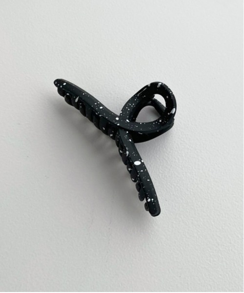 apres jour mignon(アプレジュールミニョン)の「【apresjour mignon×ARIAZ】変形ヘアクリップ(バレッタ/ヘアクリップ・レディース・ベージュ/カーキ/その他/モカ/スモークピンク/ブラック系その他2/ブラック系その他/ホワイト系その他/ブラック/ライトブラウン/アイボリー・ONESIZE)」の5枚目の写真