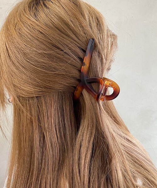 apres jour mignon(アプレジュールミニョン)の「【apresjour mignon×ARIAZ】変形ヘアクリップ(バレッタ/ヘアクリップ・レディース・ベージュ/カーキ/その他/モカ/スモークピンク/ブラック系その他2/ブラック系その他/ホワイト系その他/ブラック/ライトブラウン/アイボリー・ONESIZE)」の14枚目の写真