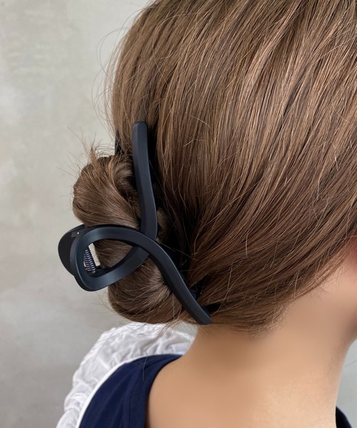 apres jour mignon(アプレジュールミニョン)の「【apresjour mignon×ARIAZ】変形ヘアクリップ(バレッタ/ヘアクリップ・レディース・ベージュ/カーキ/その他/モカ/スモークピンク/ブラック系その他2/ブラック系その他/ホワイト系その他/ブラック/ライトブラウン/アイボリー・ONESIZE)」の16枚目の写真