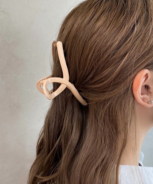 apres jour mignon(アプレジュールミニョン)の「【apresjour mignon×ARIAZ】変形ヘアクリップ(バレッタ/ヘアクリップ・レディース・ベージュ/カーキ/その他/モカ/スモークピンク/ブラック系その他2/ブラック系その他/ホワイト系その他/ブラック/ライトブラウン/アイボリー・ONESIZE)」の12枚目の写真