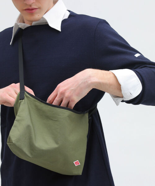 DANTON（ダントン）の「【DANTON/ダントン】 コットンキャンバス横型サコッシュ #JD-7298（ボディバッグ/ウエストポーチ・メンズ・チャコールグレー/ブラック/ベージュ/オリーブ/サックスブルー/キナリ・FREE）」の17枚目の写真