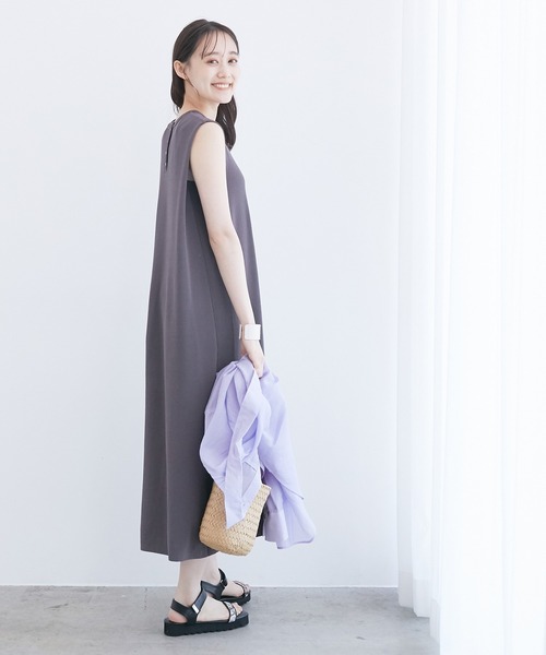 VIS（ビス）の「バックメタル釦肩タックAラインニットワンピース（ワンピース・レディース・ダークグリーン/ブラウン/オレンジ/スミクロ・FREE）」の9枚目の写真