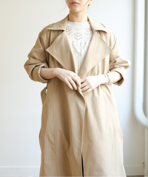 Auntie Rosa Holiday トレンチコート Auntie Rosa Holiday（アンティローザホリデー）の「ノーカラー