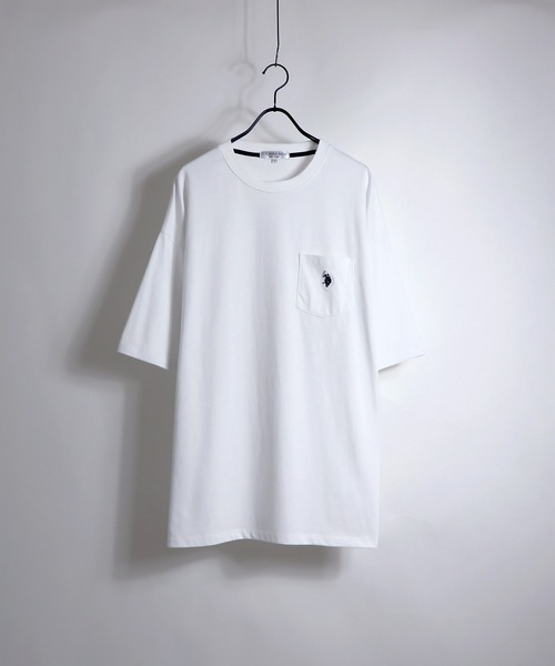 U.S. POLO ASSN.(ユーエスポロアッスン)の「U.S. POLO ASSN. /ユーエスポロアッスン 別注ワンポイント刺繍胸ポケットビッグTシャツ(Tシャツ/カットソー・メンズ・ホワイト/チャコールグレー/ブラック/オレンジ/ブルー/サックスブルー/ブラウン/ベージュ/ブラック系その他/ホワイト系その他/グリーン/ミント/ホワイト系その他2・M/L)」の2枚目の写真