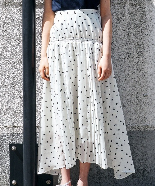 REDYAZEL（レディアゼル）の「オリジナルドットサイドプリーツスカート