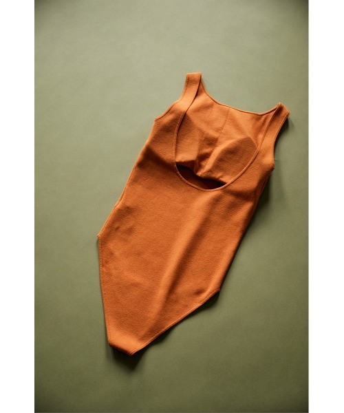BLACK BY MOUSSY(ブラックバイマウジー)の「washable backless tank(ウォッシャブルバックレスタンク)(タンクトップ・レディース・ブラウン/オレンジ・FREE)」の17枚目の写真