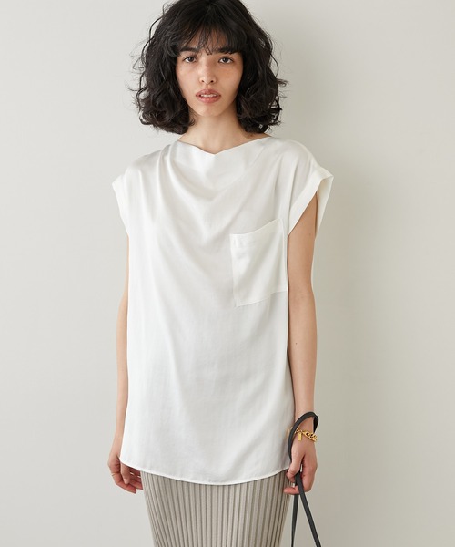 Whim Gazette（ウィムガゼット）の「サテンワッシャーノースリブラウス