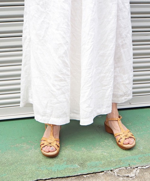 enchanted prima（エンチャンテッドプリマ）の「軽量Tストラップサンダル（サンダル・レディース・ホワイト/ブラック/キャメル・LL/S/M/L）」の11枚目の写真