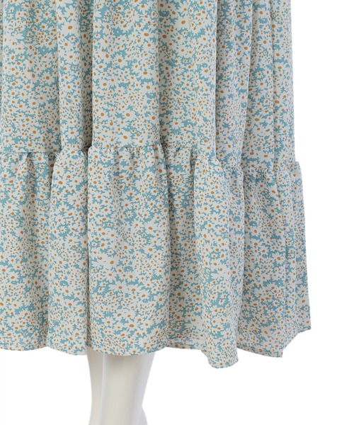 fifth calin（フィフスカラン）の「花柄フリルデザインワンピース（ワンピース・レディース・ライトブルー/ブラック/ブルー・MEDIUM）」の9枚目の写真