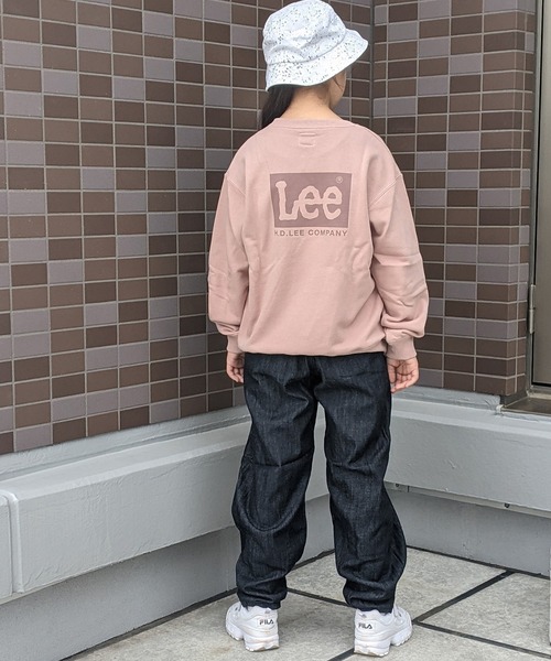Lee（リー）の「Lee/リー キッズ　コットン裏毛 BOXロゴプリント入り クルースウェット（スウェット・キッズ・ブラック/ベージュ/ピンク/ブルー/ホワイト/グレー/グリーン/スモークピンク・130/140/150）」の17枚目の写真
