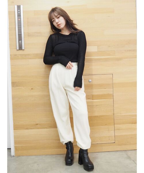 EVRIS（エヴリス）の「レイヤードシアーニットトップス（ニット/セーター・レディース・ブラック/カーキ・FREE）」の4枚目の写真